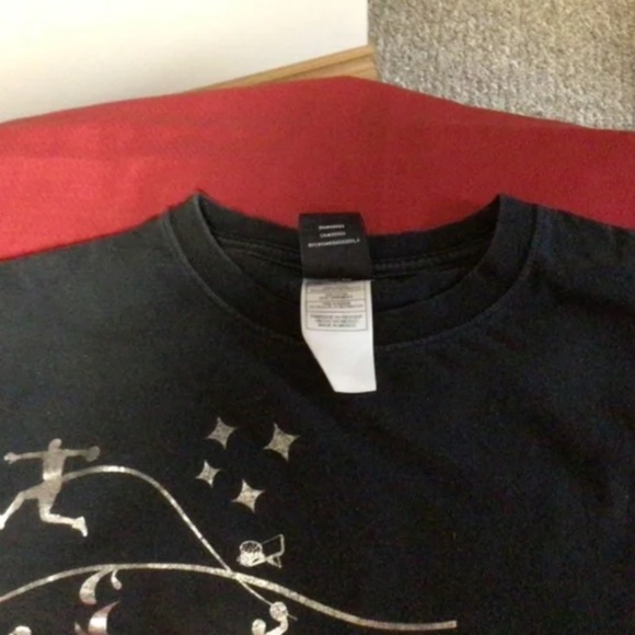 Michael Jordan tshirt - Picture 2 of 2